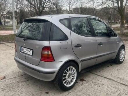 Сірий Мерседес А клас, об'ємом двигуна 1.7 л та пробігом 265 тис. км за 2800 $, фото 1 на Automoto.ua