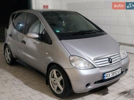 Мерседес А класс 2000 в Харькове на Automoto.ua Серый Мерседес А класс, объемом двигателя 2 л и пробегом 320 тыс. км за 3400 $, фото 1 на Automoto.ua