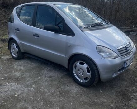 Серый Мерседес А класс, объемом двигателя 1.7 л и пробегом 270 тыс. км за 2500 $, фото 1 на Automoto.ua