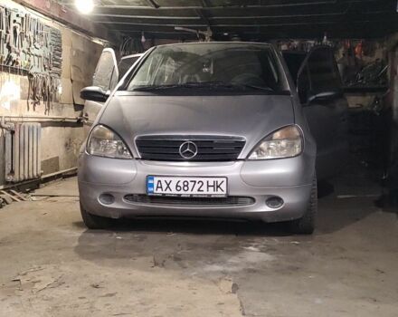 Серый Мерседес А класс, объемом двигателя 1.4 л и пробегом 190 тыс. км за 2600 $, фото 1 на Automoto.ua