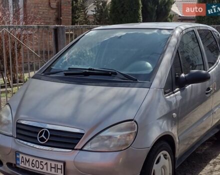 Серый Мерседес А класс, объемом двигателя 1.4 л и пробегом 130 тыс. км за 2750 $, фото 1 на Automoto.ua