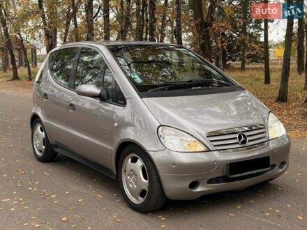 Сірий Мерседес А клас, об'ємом двигуна 1.9 л та пробігом 114 тис. км за 3950 $, фото 1 на Automoto.ua