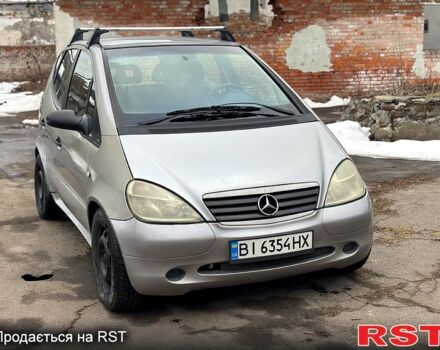 Серый Мерседес А класс, объемом двигателя 1.6 л и пробегом 270 тыс. км за 2650 $, фото 1 на Automoto.ua