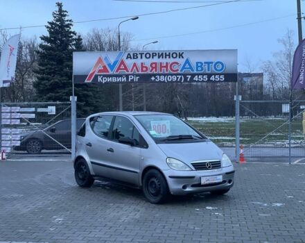 Серый Мерседес А класс, объемом двигателя 1.4 л и пробегом 176 тыс. км за 2999 $, фото 1 на Automoto.ua