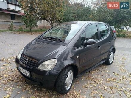 Мерседес А класс 2000 в Виннице на Automoto.ua Серый Мерседес А класс, объемом двигателя 1.6 л и пробегом 177 тыс. км за 4000 $, фото 1 на Automoto.ua