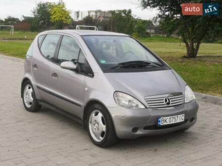 Мерседес А класс 2000 в Здолбунове на Automoto.ua Серый Мерседес А класс, объемом двигателя 1.9 л и пробегом 159 тыс. км за 3500 $, фото 1 на Automoto.ua