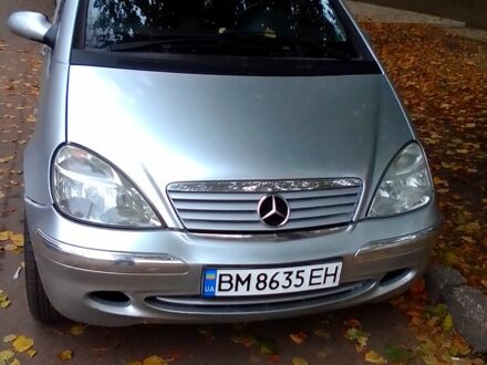 Мерседес А класс 2001 в Ахтырке на Automoto.ua Серый Мерседес А класс, объемом двигателя 1.6 л и пробегом 220 тыс. км за 3200 $, фото 1 на Automoto.ua