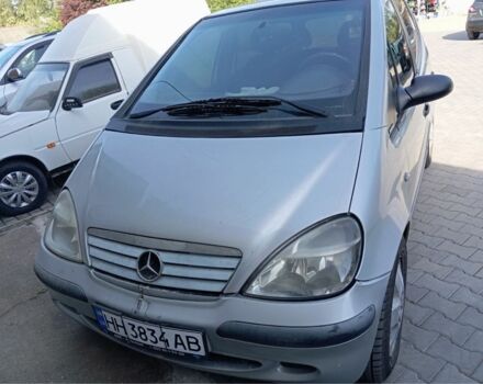 Сірий Мерседес А клас, об'ємом двигуна 1.7 л та пробігом 350 тис. км за 3200 $, фото 1 на Automoto.ua