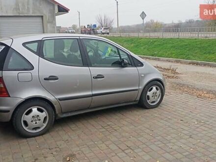 Серый Мерседес А класс, объемом двигателя 1.69 л и пробегом 333 тыс. км за 3499 $, фото 1 на Automoto.ua