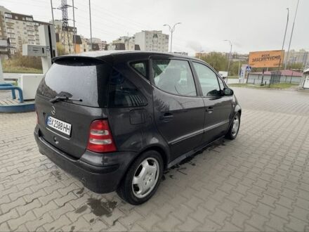 Серый Мерседес А класс, объемом двигателя 1.7 л и пробегом 250 тыс. км за 2750 $, фото 1 на Automoto.ua