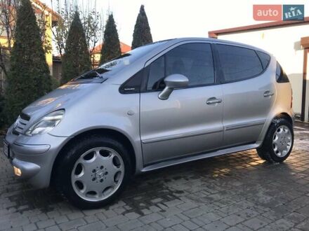 Мерседес А класс 2001 в Одессе на Automoto.ua Серый Мерседес А класс, объемом двигателя 1.7 л и пробегом 305 тыс. км за 4400 $, фото 1 на Automoto.ua