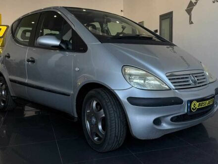 Серый Мерседес А класс, объемом двигателя 1.6 л и пробегом 244 тыс. км за 4450 $, фото 1 на Automoto.ua