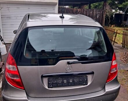 Серый Мерседес А класс, объемом двигателя 1.7 л и пробегом 200 тыс. км за 1800 $, фото 1 на Automoto.ua