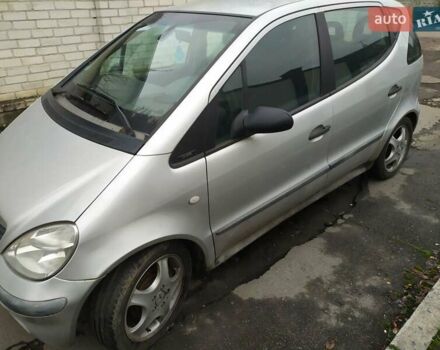 Серый Мерседес А класс, объемом двигателя 1.7 л и пробегом 220 тыс. км за 1600 $, фото 1 на Automoto.ua