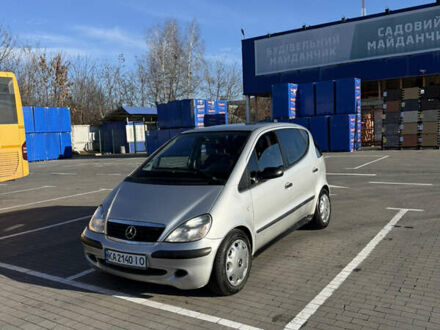 Серый Мерседес А класс, объемом двигателя 1.6 л и пробегом 297 тыс. км за 3000 $, фото 1 на Automoto.ua