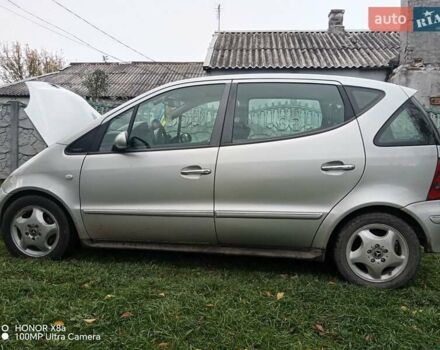 Серый Мерседес А класс, объемом двигателя 1.7 л и пробегом 640 тыс. км за 3600 $, фото 1 на Automoto.ua