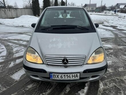 Серый Мерседес А класс, объемом двигателя 1.7 л и пробегом 250 тыс. км за 3000 $, фото 1 на Automoto.ua