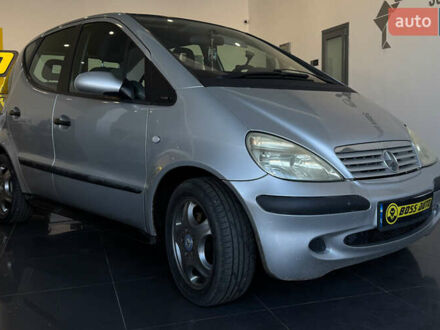 Серый Мерседес А класс, объемом двигателя 1.6 л и пробегом 244 тыс. км за 4450 $, фото 1 на Automoto.ua