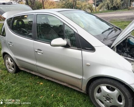 Серый Мерседес А класс, объемом двигателя 1.7 л и пробегом 640 тыс. км за 3600 $, фото 1 на Automoto.ua