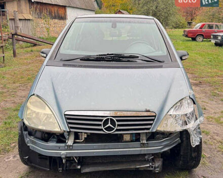 Серый Мерседес А класс, объемом двигателя 1.6 л и пробегом 278 тыс. км за 2500 $, фото 1 на Automoto.ua