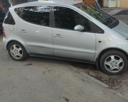 Серый Мерседес А класс, объемом двигателя 1.7 л и пробегом 855 тыс. км за 2500 $, фото 1 на Automoto.ua