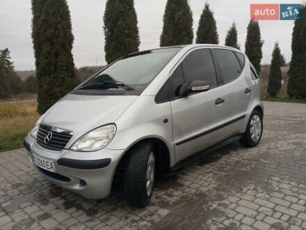 Серый Мерседес А класс, объемом двигателя 1.7 л и пробегом 265 тыс. км за 3555 $, фото 1 на Automoto.ua