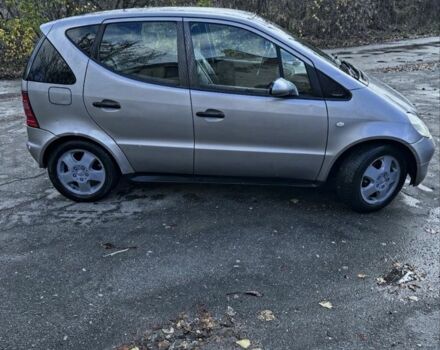 Сірий Мерседес А клас, об'ємом двигуна 1.7 л та пробігом 190 тис. км за 1800 $, фото 1 на Automoto.ua