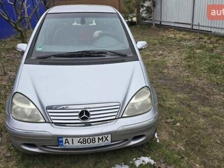 Мерседес А класс 2004 в Киеве на Automoto.ua Серый Мерседес А класс, объемом двигателя 1.4 л и пробегом 200 тыс. км за 3500 $, фото 1 на Automoto.ua