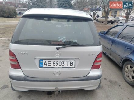 Серый Мерседес А класс, объемом двигателя 1.7 л и пробегом 220 тыс. км за 2500 $, фото 1 на Automoto.ua