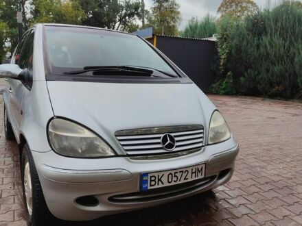 Серый Мерседес А класс, объемом двигателя 1.9 л и пробегом 286 тыс. км за 3700 $, фото 1 на Automoto.ua