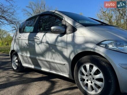 Сірий Мерседес А клас, об'ємом двигуна 1.5 л та пробігом 168 тис. км за 5500 $, фото 1 на Automoto.ua