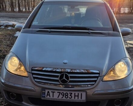 Серый Мерседес А класс, объемом двигателя 2 л и пробегом 278 тыс. км за 3999 $, фото 1 на Automoto.ua