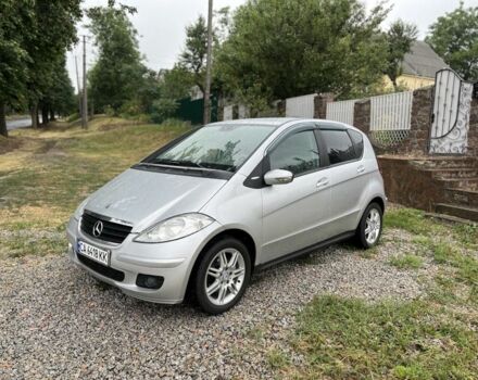 Серый Мерседес А класс, объемом двигателя 2 л и пробегом 223 тыс. км за 3900 $, фото 1 на Automoto.ua