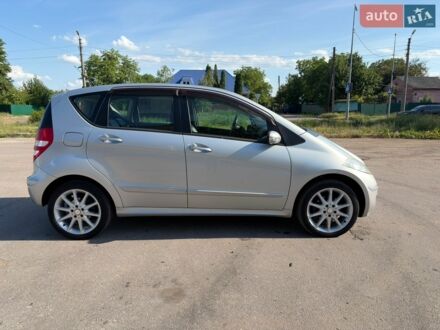 Сірий Мерседес А клас, об'ємом двигуна 1.7 л та пробігом 99 тис. км за 7800 $, фото 1 на Automoto.ua