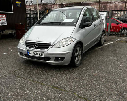 Серый Мерседес А класс, объемом двигателя 1.99 л и пробегом 281 тыс. км за 4500 $, фото 1 на Automoto.ua