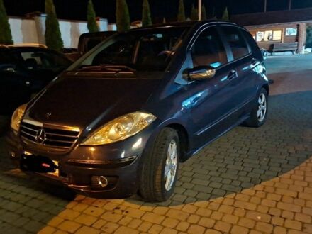 Мерседес А класс 2005 в Киеве на Automoto.ua Серый Мерседес А класс, объемом двигателя 1.7 л и пробегом 2 тыс. км за 2800 $, фото 1 на Automoto.ua