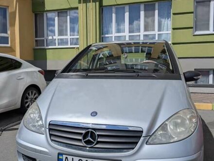 Мерседес А класс 2005 в Киеве на Automoto.ua Серый Мерседес А класс, объемом двигателя 1.5 л и пробегом 188 тыс. км за 5500 $, фото 1 на Automoto.ua