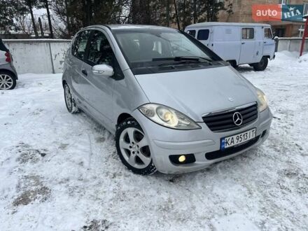 Серый Мерседес А класс, объемом двигателя 2 л и пробегом 268 тыс. км за 3999 $, фото 1 на Automoto.ua