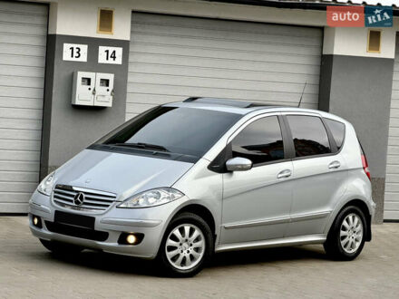 Сірий Мерседес А клас, об'ємом двигуна 1.5 л та пробігом 200 тис. км за 5300 $, фото 1 на Automoto.ua