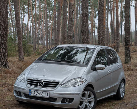 Серый Мерседес А класс, объемом двигателя 1.99 л и пробегом 302 тыс. км за 5500 $, фото 1 на Automoto.ua