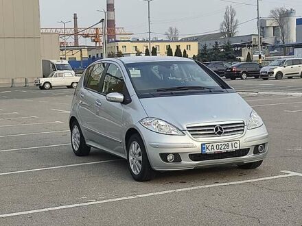 Мерседес А класс 2006 в Киеве на Automoto.ua Серый Мерседес А класс, объемом двигателя 1.7 л и пробегом 172 тыс. км за 5700 $, фото 1 на Automoto.ua