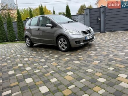 Сірий Мерседес А клас, об'ємом двигуна 1.5 л та пробігом 165 тис. км за 5900 $, фото 1 на Automoto.ua