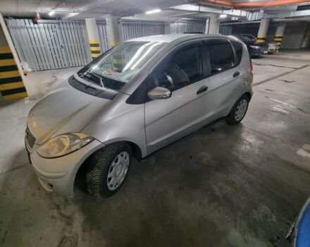 Серый Мерседес А класс, объемом двигателя 1.5 л и пробегом 249 тыс. км за 4800 $, фото 1 на Automoto.ua