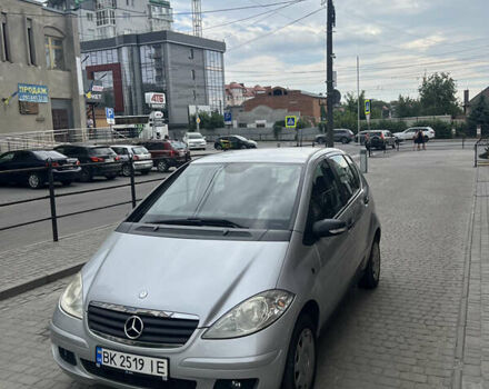 Сірий Мерседес А клас, об'ємом двигуна 1.5 л та пробігом 161 тис. км за 5699 $, фото 1 на Automoto.ua