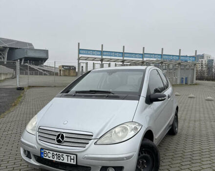 Сірий Мерседес А клас, об'ємом двигуна 1.7 л та пробігом 212 тис. км за 5700 $, фото 1 на Automoto.ua