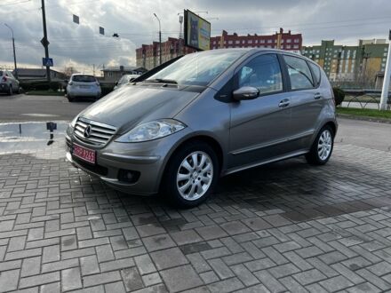 Серый Мерседес А класс, объемом двигателя 1.7 л и пробегом 154 тыс. км за 5800 $, фото 1 на Automoto.ua