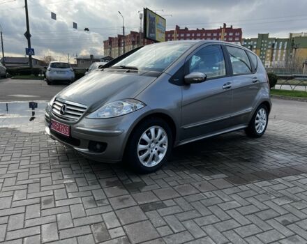 Серый Мерседес А класс, объемом двигателя 1.7 л и пробегом 154 тыс. км за 5800 $, фото 1 на Automoto.ua