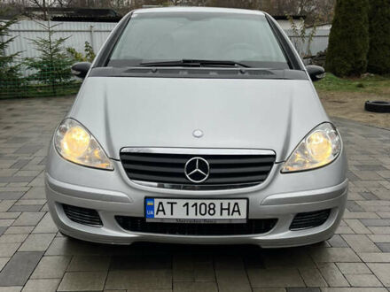 Серый Мерседес А класс, объемом двигателя 1.5 л и пробегом 253 тыс. км за 5800 $, фото 1 на Automoto.ua