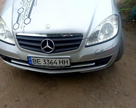 Серый Мерседес А класс, объемом двигателя 2 л и пробегом 265 тыс. км за 6800 $, фото 1 на Automoto.ua