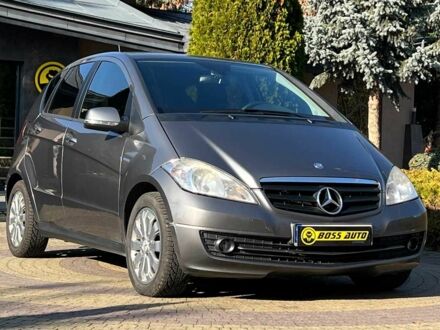 Сірий Мерседес А клас, об'ємом двигуна 2 л та пробігом 225 тис. км за 7999 $, фото 1 на Automoto.ua